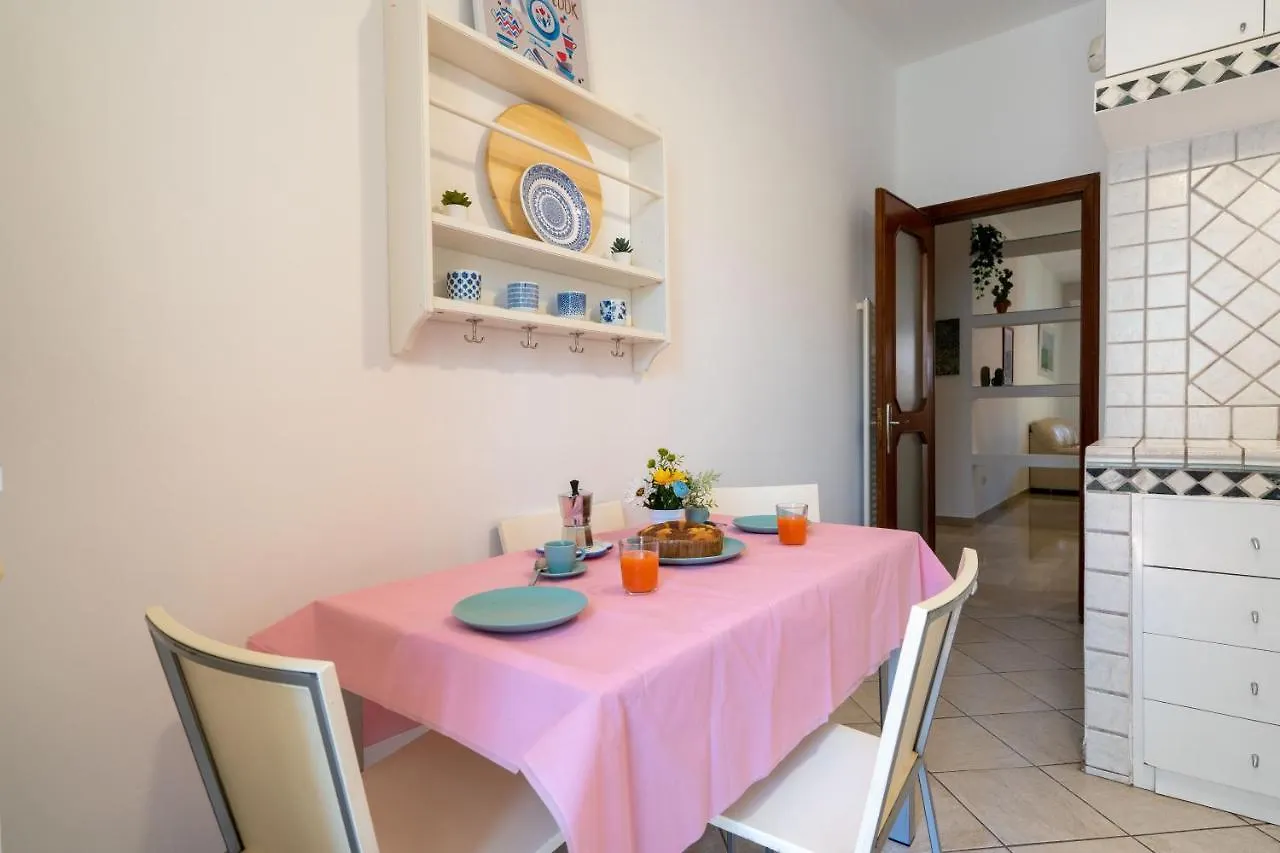 Universita & Stazione Airy Apartment With Parking 巴里